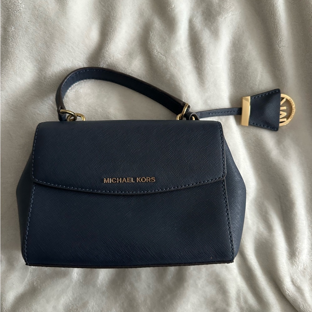 Small Michael Kors Navy Blue Handbag